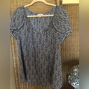 Max Studio Blue and White Ruffled Sleeve Blouse